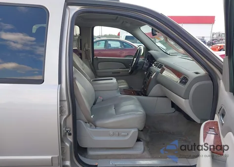 2008 Chevrolet Avalanche 1500 Ltz from USA, damaged, VIN 3GNFK12388G300644